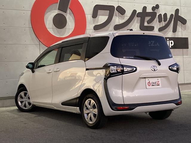 シエンタ Ｇ　純正ナビ・純正１２．１インチフリップダウンモニター・両側パワースライドドア・バックモニター・ビルトインＥＴＣ・セーフティセンス・革巻きステアリング・ステアリングスイッチ・プッシュスタート・スマートキー（11枚目）