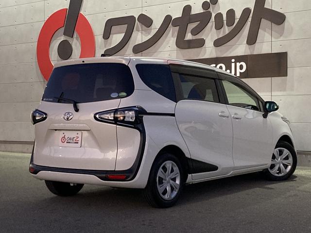 シエンタ Ｇ　純正ナビ・純正１２．１インチフリップダウンモニター・両側パワースライドドア・バックモニター・ビルトインＥＴＣ・セーフティセンス・革巻きステアリング・ステアリングスイッチ・プッシュスタート・スマートキー（13枚目）