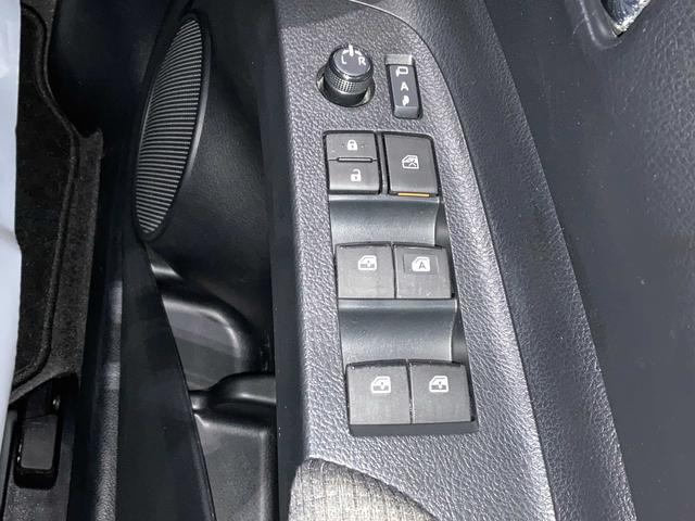 シエンタ Ｇ　純正ナビ・純正１２．１インチフリップダウンモニター・両側パワースライドドア・バックモニター・ビルトインＥＴＣ・セーフティセンス・革巻きステアリング・ステアリングスイッチ・プッシュスタート・スマートキー（41枚目）