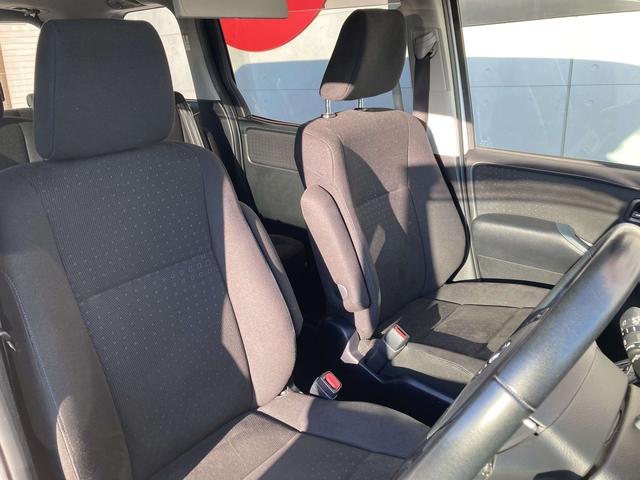 ノア ハイブリッドＧ　純正９インチナビ・１２．１インチフリップダウンモニター・両側パワースライドドア・クルーズコントロール・ＬＥＤヘッドライト・２列目キャプテンシート・セーフティセンス・前席シートヒーター・バックモニター・（22枚目）