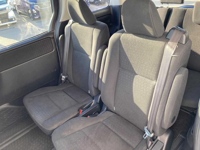 ノア ハイブリッドＧ　純正９インチナビ・１２．１インチフリップダウンモニター・両側パワースライドドア・クルーズコントロール・ＬＥＤヘッドライト・２列目キャプテンシート・セーフティセンス・前席シートヒーター・バックモニター・（27枚目）