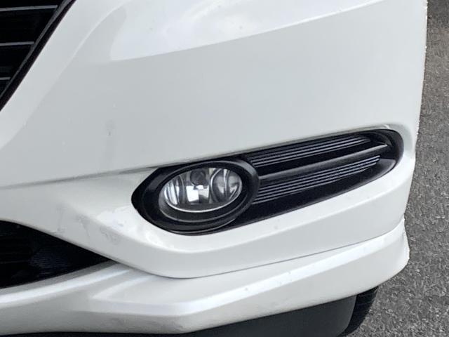 ヴェゼル ハイブリッドＺ　シティブレーキアクティブシステム・クルーズコントロール・純正ナビ・バックモニター・ＬＥＤヘッドライト・パドルシフト・ハーフレザーシート・前席シートヒーター・ルーフレール・ドラレコ前後・ＥＴＣ・スマート（10枚目）