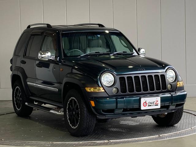 リミテッド 4WD グレー革シート ルーフレール HDDナビ(17枚目)
