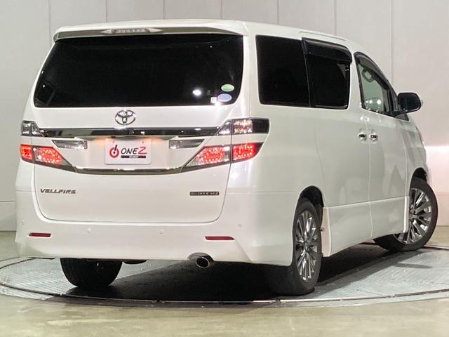 2.4Z ゴールデンアイズII Wサンルーフ・20インチアルミ・トミーカイラマフラー・ローウェンエアロ・車高調・アルパインフリップダウンモニター・ハーフレザーシート・アルパイン9インチSDナビ・両側パワースライド・電動リアゲート(19枚目)