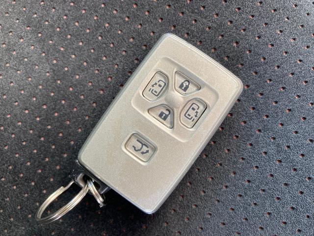 2.4Z プラチナムセレクション ワンオーナー・禁煙車・両側パワースライド・電動リアゲート・アルパイン9インチナビ・バックカメラ・ETC・スマートキー・ディスチャージライト・オートライト・クリアランスソナー・ウィンカードアミラー(10枚目)