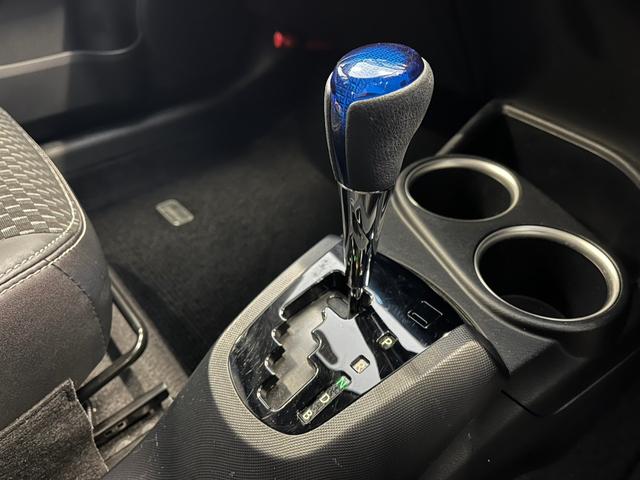 クロスオーバー トヨタセーフティーセンス 純正SDナビ バックカメラ LEDヘッドライト プリクラッシュセーフティー オートハイビーム レーンアシスト ハーフレザーシート 前席シートヒーター スマートキーシステム(63枚目)