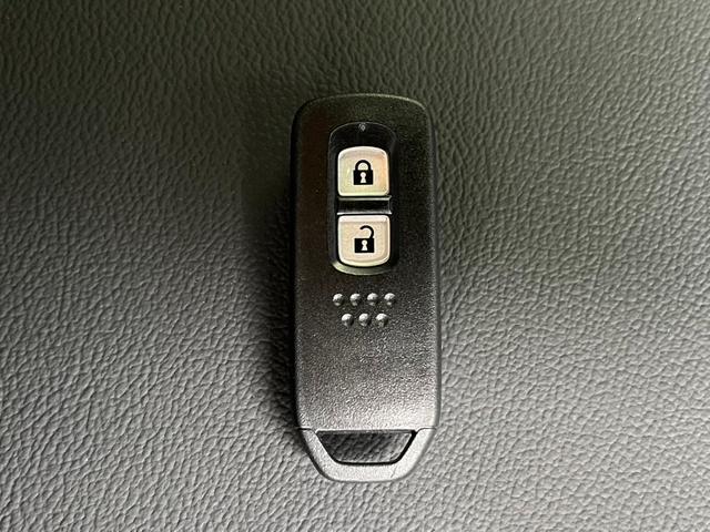 L ホンダセンシング・8インチナビ・LEDヘッドライト・シートヒーター・USB電源ソケット・プッシュスタート・クリアランスソナー・純正14インチアルミ(39枚目)