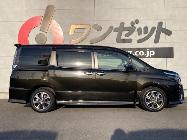 ヴォクシー ZS 煌III 純正9インチナビ・両側パワースライドドア・セーフティセンス・クルーズコントロール・LEDヘッドライト・リアオートエアコン・ハーフレザーシート・純正ドラレコ・USBポート・2列目キャプテンシート(20枚目)