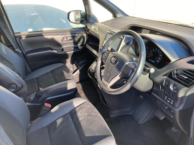 ヴォクシー ZS 煌III 純正9インチナビ・両側パワースライドドア・セーフティセンス・クルーズコントロール・LEDヘッドライト・リアオートエアコン・ハーフレザーシート・純正ドラレコ・USBポート・2列目キャプテンシート(21枚目)