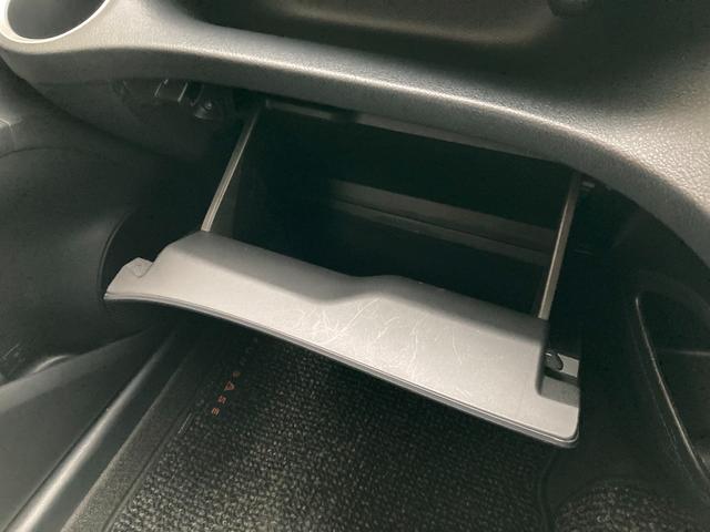 シエンタ ハイブリッド　ファンベースＧ　パノラミックビューモニター・純正９インチナビ・セーフティセンス・両側パワースライドドア・クルーズコントロール・ＬＥＤヘッドライト・前席シートヒーター・ステアリングヒーター・ラゲッジアッパーボックス（39枚目）