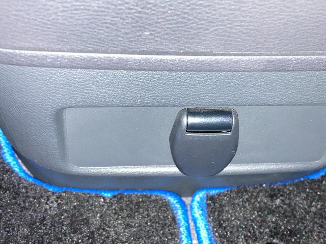 セレナ ｅ－パワー　ＸＶ　全方位運転支援システム・純正ナビ・純正フリップダウンモニター・クルーズコントロール・両側パワースライドドア・アダプティブＬＥＤヘッドライト・バックモニター・純正１５インチアルミホイール・ＵＳＢソケット（43枚目）