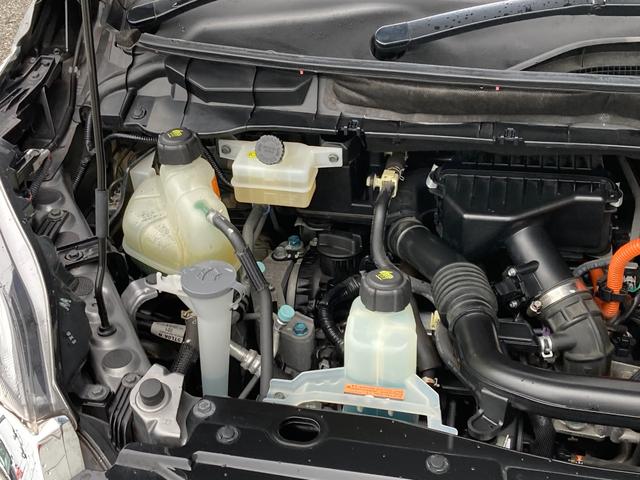 セレナ ｅ－パワー　ＸＶ　全方位運転支援システム・純正ナビ・純正フリップダウンモニター・クルーズコントロール・両側パワースライドドア・アダプティブＬＥＤヘッドライト・バックモニター・純正１５インチアルミホイール・ＵＳＢソケット（45枚目）