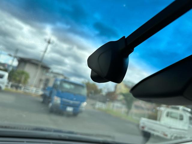 オデッセイハイブリッド e:HEVアブソルート・EX(25枚目)