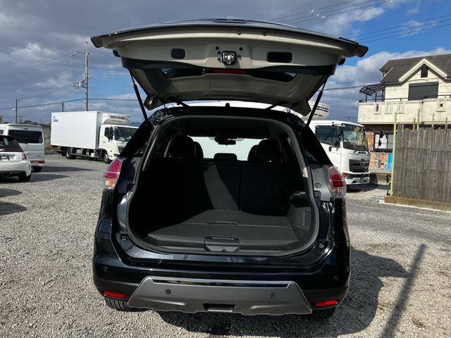 エクストレイル ２０ＸブラクエクストリーマＸエマージェンシブレーキＰ　４ＷＤ　ヒーター付き黒本革シート　純正８インチナビ　フルセグ　Ｂｌｕｅｔｏｏｔｈ　バックカメラ　オート機能付きＬＥＤヘッドランプ　純正アルミホイール　スペアキー　ＥＴＣ　プッシュスタート（36枚目）