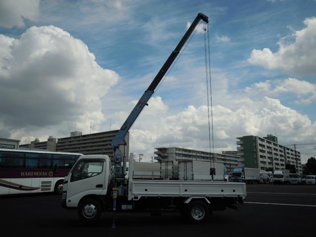 2.3t吊3段クレーン付平ボディ 全低床車(15枚目)