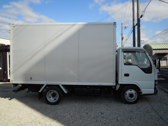 3ペダル MT車 2t積アルミバン 全低床(3枚目)