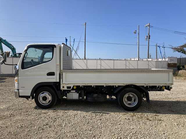 三菱 キャンター ２ｔ積 １０尺 ａｔ 衝突軽減ブレーキ 車線逸脱警報装置 2 0万円 令和元年 19年 大阪府 中古車 価格 Com