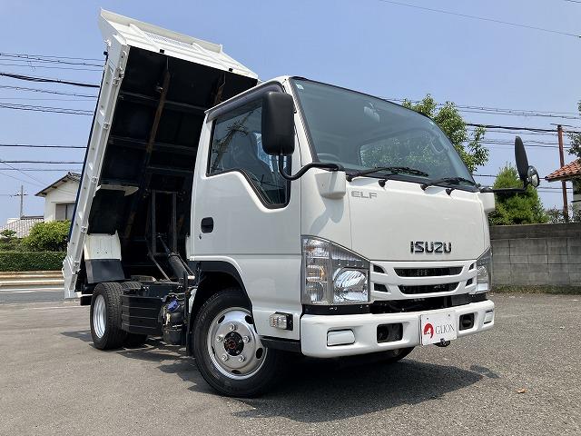 エルフトラック ４ＷＤ・２ｔ積・５ＭＴ・全低床ダンプ・中間ピン付　中間ピン　コボレーン　ＥＴＣ　左電格ミラー　アイドルアップ　左電格ミラー　坂道発進補助装置　ライトレベライザー　ドアバイザー　キーレス（3枚目）