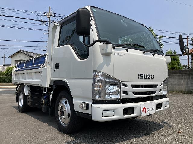 エルフトラック ４ＷＤ・２ｔ積・５ＭＴ・全低床ダンプ・中間ピン付　中間ピン　コボレーン　ＥＴＣ　左電格ミラー　アイドルアップ　左電格ミラー　坂道発進補助装置　ライトレベライザー　ドアバイザー　キーレス（10枚目）