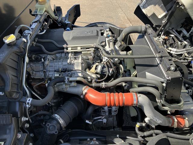 キャンター ３．１ｔ積・積載車・ＮＥＯ５・オートマ・プリクラ　３．１ｔ積・積載車・ＮＥＯ５・ユニック製ＵＣ－３５ＮＥＲＳ・ＡＴ・プリクラ・ラジコン・レーンアシスト・ＬＥＤヘッドライト・フォグ・両側電格ミラー・スマートキ－・内寸Ｌ５７１０　Ｗ２０６０（14枚目）