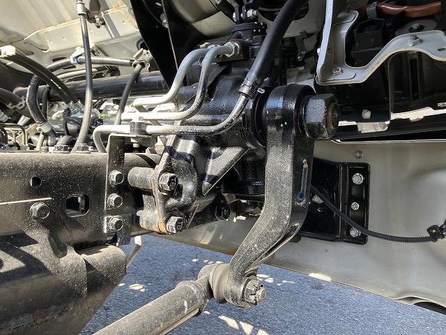 キャンター ３．１ｔ積・積載車・ＮＥＯ５・オートマ・プリクラ　３．１ｔ積・積載車・ＮＥＯ５・ユニック製ＵＣ－３５ＮＥＲＳ・ＡＴ・プリクラ・ラジコン・レーンアシスト・ＬＥＤヘッドライト・フォグ・両側電格ミラー・スマートキ－・内寸Ｌ５７１０　Ｗ２０６０（18枚目）