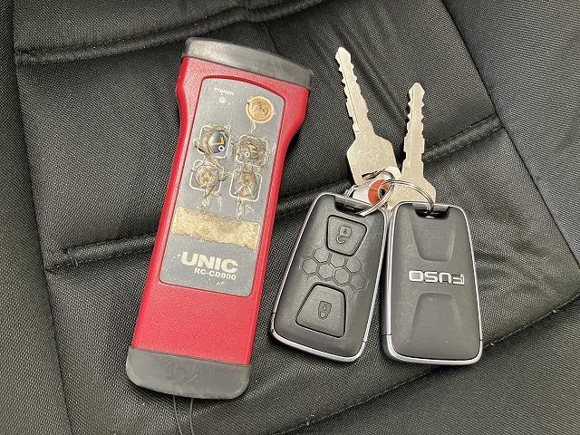キャンター ３．１ｔ積・積載車・ＮＥＯ５・オートマ・プリクラ　３．１ｔ積・積載車・ＮＥＯ５・ユニック製ＵＣ－３５ＮＥＲＳ・ＡＴ・プリクラ・ラジコン・レーンアシスト・ＬＥＤヘッドライト・フォグ・両側電格ミラー・スマートキ－・内寸Ｌ５７１０　Ｗ２０６０（49枚目）