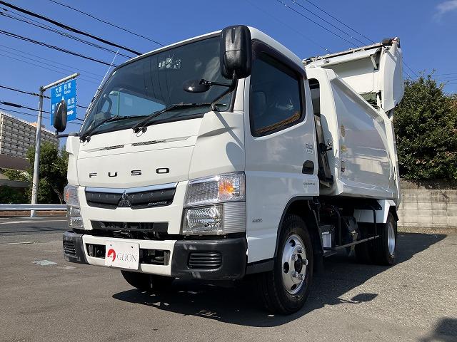 キャンター ２．３ｔ積・プレス式パッカー・５．３立米・ＡＴ　２．３ｔ積・極東製プレス式パッカー・ＧＢ５３－２７－Ｓ・５．３立米・ＡＴ・ＧＢシリーズ・汚水タンク・左電格ミラー・ＥＴＣ・バックモニター・ドアバイザー・フロアゴムマット・ライトレベライザー（9枚目）