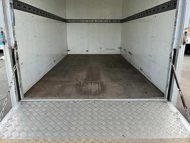 ダイナトラック ４ＷＤ・アルミバン・０．９５ｔ積・１０尺・普通免許ＯＫ・ＡＴ　４ＷＤ・アルミバン・０．９５ｔ積・１０尺・普通免許ＯＫ・ＡＴ・バックカメラ・ラッシングレール・室内灯・サイドマーカー・荷台内寸　Ｌ３０９０　Ｗ１６４５　Ｈ１９９０（17枚目）