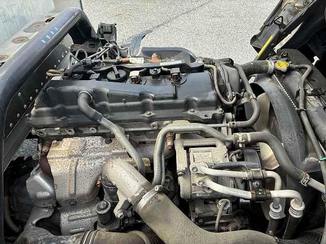 ダイナトラック ４ＷＤ・アルミバン・０．９５ｔ積・１０尺・普通免許ＯＫ・ＡＴ　４ＷＤ・アルミバン・０．９５ｔ積・１０尺・普通免許ＯＫ・ＡＴ・バックカメラ・ラッシングレール・室内灯・サイドマーカー・荷台内寸　Ｌ３０９０　Ｗ１６４５　Ｈ１９９０（22枚目）