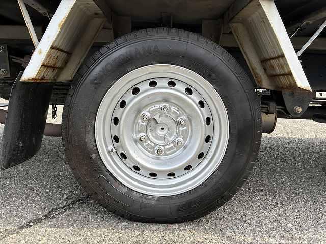 ダイナトラック ４ＷＤ・アルミバン・０．９５ｔ積・１０尺・普通免許ＯＫ・ＡＴ　４ＷＤ・アルミバン・０．９５ｔ積・１０尺・普通免許ＯＫ・ＡＴ・バックカメラ・ラッシングレール・室内灯・サイドマーカー・荷台内寸　Ｌ３０９０　Ｗ１６４５　Ｈ１９９０（30枚目）