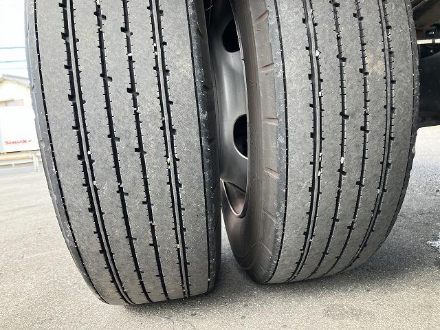キャンター ３．２ｔ積・積載車・フラトップＺＥＲＯ・車検付・ＡＴプリクラ　３．２ｔ積・積載車・フラトップＺＥＲＯ・極東開発ＪＮ０２－４５・車検付・ＡＴ・プリクラ・ラジコン・ウィンチ・電格ミラー・ＬＥＤヘッドライトＥＴＣ・作業灯・保証書・取説・荷台内寸　Ｌ５７００　Ｗ２０７０（30枚目）