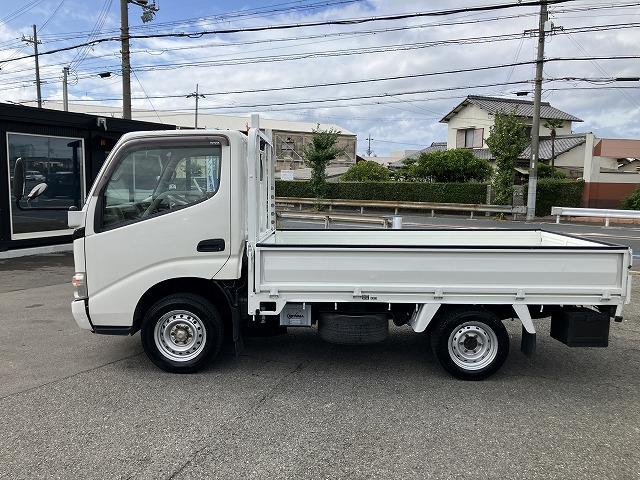 トヨエース １．２５ｔ積・普通免許対応・ＡＴ・ワンオーナー車・平ボディ　１．２５ｔ積　普通免許対応　ＡＴ　ワンオーナー車　平ボディ　左電格ミラー　バックモニター　ＥＴＣ　アイドルアップ　ライトレベライザー　ドアバイザー　荷台内寸　Ｌ２８６２　Ｗ１６４２　Ｈ３７８（4枚目）