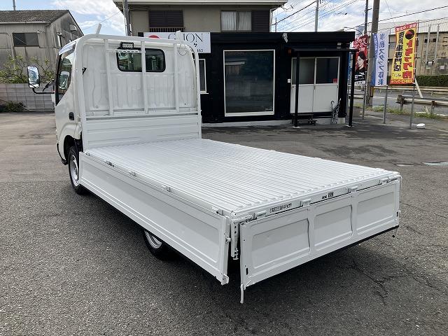 トヨエース １．２５ｔ積・普通免許対応・ＡＴ・ワンオーナー車・平ボディ　１．２５ｔ積　普通免許対応　ＡＴ　ワンオーナー車　平ボディ　左電格ミラー　バックモニター　ＥＴＣ　アイドルアップ　ライトレベライザー　ドアバイザー　荷台内寸　Ｌ２８６２　Ｗ１６４２　Ｈ３７８（13枚目）