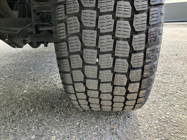 トヨエース １．２５ｔ積・普通免許対応・ＡＴ・ワンオーナー車・平ボディ　１．２５ｔ積　普通免許対応　ＡＴ　ワンオーナー車　平ボディ　左電格ミラー　バックモニター　ＥＴＣ　アイドルアップ　ライトレベライザー　ドアバイザー　荷台内寸　Ｌ２８６２　Ｗ１６４２　Ｈ３７８（29枚目）