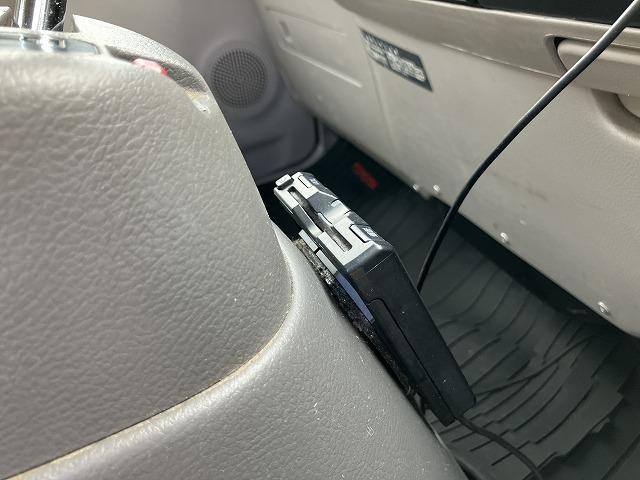 トヨエース １．２５ｔ積・普通免許対応・ＡＴ・ワンオーナー車・平ボディ　１．２５ｔ積　普通免許対応　ＡＴ　ワンオーナー車　平ボディ　左電格ミラー　バックモニター　ＥＴＣ　アイドルアップ　ライトレベライザー　ドアバイザー　荷台内寸　Ｌ２８６２　Ｗ１６４２　Ｈ３７８（37枚目）