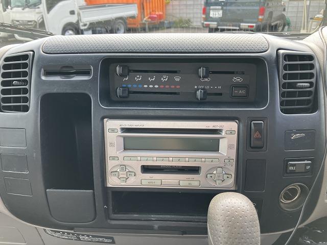 トヨエース １．２５ｔ積・普通免許対応・ＡＴ・ワンオーナー車・平ボディ　１．２５ｔ積　普通免許対応　ＡＴ　ワンオーナー車　平ボディ　左電格ミラー　バックモニター　ＥＴＣ　アイドルアップ　ライトレベライザー　ドアバイザー　荷台内寸　Ｌ２８６２　Ｗ１６４２　Ｈ３７８（38枚目）