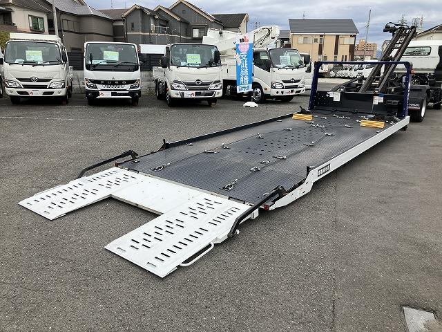 キャンター 3.65t積・積載車・フラトップ・オートマ・ラジコン 3.65t積・積載車・極東製フラトップZERO・JN02-45・オートマ・ラジコン・衝突軽減ブレーキ・車線逸脱警報装置・左電格ミラー・フォグランプ・LEDヘッドランプ・リア電動ゲート・ウィンチ(13枚目)