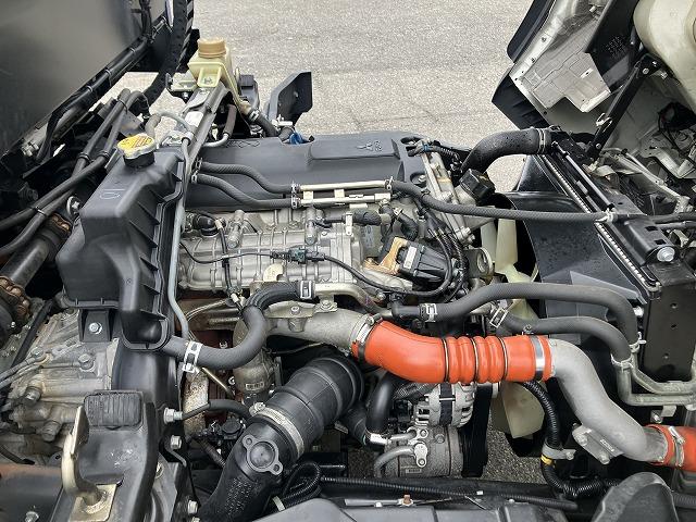 キャンター 3.65t積・積載車・フラトップ・オートマ・ラジコン 3.65t積・積載車・極東製フラトップZERO・JN02-45・オートマ・ラジコン・衝突軽減ブレーキ・車線逸脱警報装置・左電格ミラー・フォグランプ・LEDヘッドランプ・リア電動ゲート・ウィンチ(15枚目)