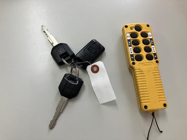 キャンター 3.65t積・積載車・フラトップ・オートマ・ラジコン 3.65t積・積載車・極東製フラトップZERO・JN02-45・オートマ・ラジコン・衝突軽減ブレーキ・車線逸脱警報装置・左電格ミラー・フォグランプ・LEDヘッドランプ・リア電動ゲート・ウィンチ(43枚目)