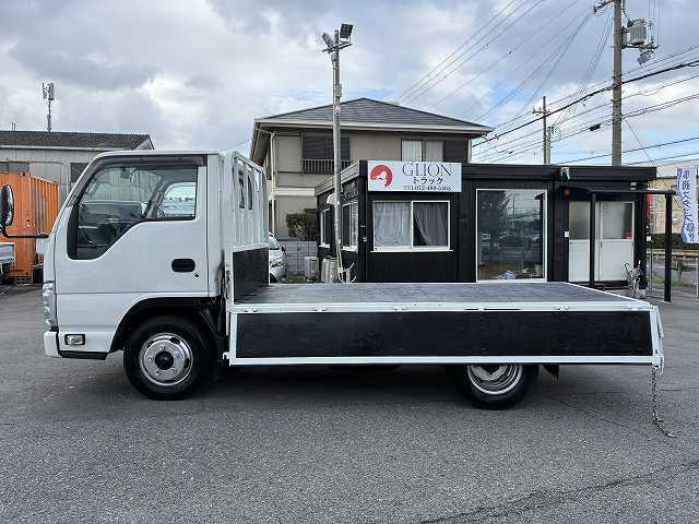 エルフトラック 2t積・平ボディ・AEBSカメラ・ナビ・AT 2t積・平ボディ・AEBSカメラ・フルセグナビ・AT・レーンアシスト・フォグランプ・左電格ミラー・ETC・ドラレコ・キーレス・ドアバイザー・ゲートプロテクタ・荷台内寸 L3124 W1622 H382(11枚目)