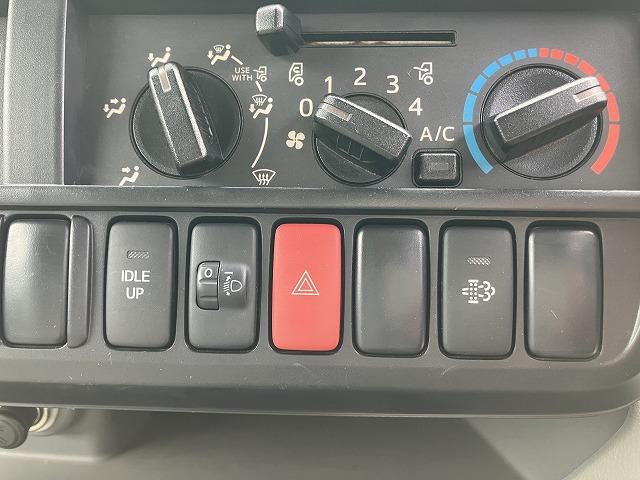 トヨエース 4WD・Wキャブ・普通免許対応・1t積・5MT 4WD・Wキャブ・普通免許対応・1t積・5MT・全席パワーウィンドウ・アイドルアップ・ゲートプロテクター・シートカバー・ETC・ドアバイザ・フロアゴムマット・荷台内寸 L2112 W1631 H380(36枚目)