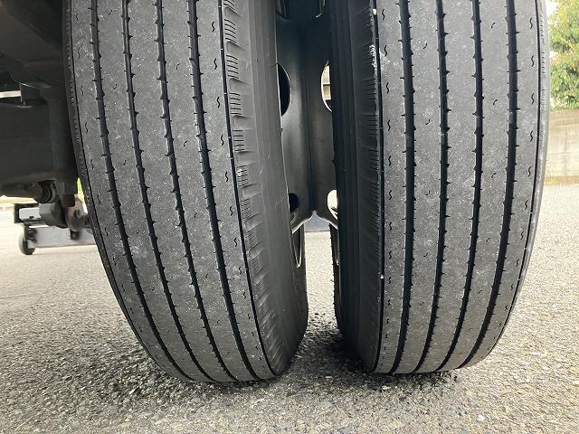 キャンター 3.25t積・積載車・フラトップゼロ・5MT・車検付 ・3.25t積・積載車・フラトップゼロ・5MT・車検付・メッキパーツ・極東開発 JN02-45・プリクラ・ラジコン・ウィンチ・風防付・LEDヘッドライト・作業灯・ツールBOX・ETC2.0・キーレス(32枚目)