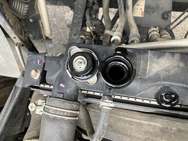 フォワード 3.75t積・ダンプ・コボレーン付・6MT 3.75t積・ダンプ・コボレーン付・6MT・フォグランプ・左電格ミラー・アイドルアップ・ETC・ドアバイザー・フロアゴムマット・荷台内寸 L3400 W2059 H313(21枚目)