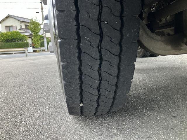 フォワード 3.75t積・ダンプ・コボレーン付・6MT 3.75t積・ダンプ・コボレーン付・6MT・フォグランプ・左電格ミラー・アイドルアップ・ETC・ドアバイザー・フロアゴムマット・荷台内寸 L3400 W2059 H313(30枚目)