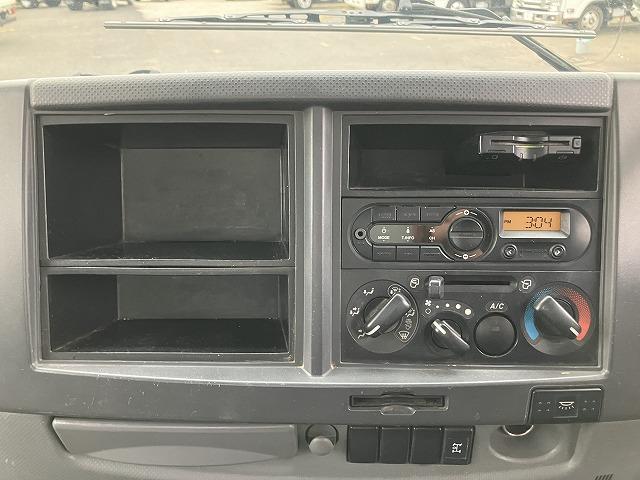 フォワード 3.75t積・ダンプ・コボレーン付・6MT 3.75t積・ダンプ・コボレーン付・6MT・フォグランプ・左電格ミラー・アイドルアップ・ETC・ドアバイザー・フロアゴムマット・荷台内寸 L3400 W2059 H313(44枚目)