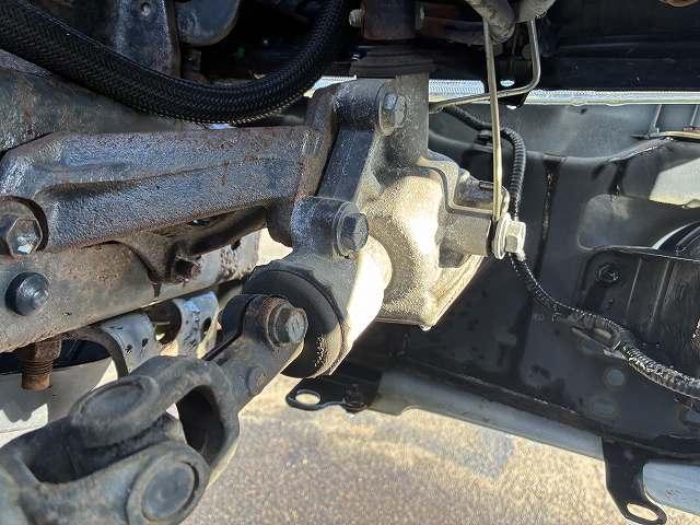 デュトロ 3t積・セミロング・平ボディ・5MT・プリクラ 3t積・セミロング・平ボディ・5MT・プリクラ・歩み掛け・バックカメラ・外ナビ・アシストゲート・ロープホール5対・左電格ミラー・シートカバー・ETC・荷台内寸 L3562 W1784 H365(16枚目)