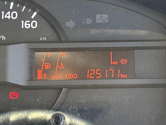 デュトロ 3t積・セミロング・平ボディ・5MT・プリクラ 3t積・セミロング・平ボディ・5MT・プリクラ・歩み掛け・バックカメラ・外ナビ・アシストゲート・ロープホール5対・左電格ミラー・シートカバー・ETC・荷台内寸 L3562 W1784 H365(26枚目)