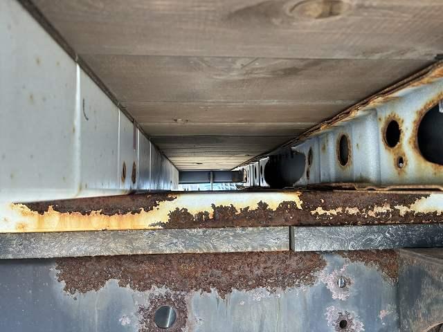 デュトロ 3t積・セミロング・平ボディ・5MT・プリクラ 3t積・セミロング・平ボディ・5MT・プリクラ・歩み掛け・バックカメラ・外ナビ・アシストゲート・ロープホール5対・左電格ミラー・シートカバー・ETC・荷台内寸 L3562 W1784 H365(47枚目)