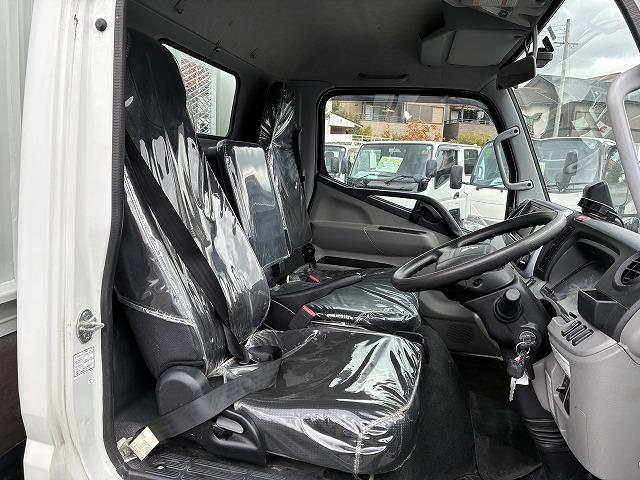 キャンター ２ｔ積・標準ロング・平ボディ・衝突軽減ブレーキ・ナビ・ＡＴ　２ｔ積・標準ロング・平ボディ・衝突軽減ブレーキ・ナビ・ＡＴ・バックカメラ・ＥＴＣ・電格ミラー・キーレス・フォグランプ・ドライブレコーダー（ＳＤ欠）メッキパーツ荷台内寸　Ｌ４３５８　Ｗ１７９３　Ｈ３７７（30枚目）