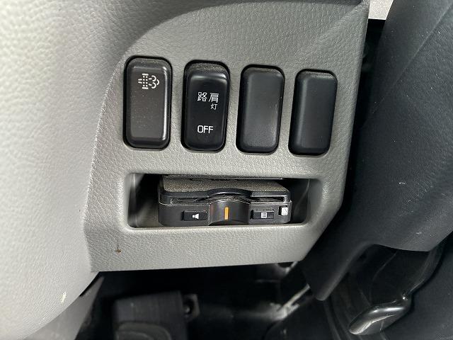 キャンター ２ｔ積・標準ロング・平ボディ・衝突軽減ブレーキ・ナビ・ＡＴ　２ｔ積・標準ロング・平ボディ・衝突軽減ブレーキ・ナビ・ＡＴ・バックカメラ・ＥＴＣ・電格ミラー・キーレス・フォグランプ・ドライブレコーダー（ＳＤ欠）メッキパーツ荷台内寸　Ｌ４３５８　Ｗ１７９３　Ｈ３７７（35枚目）